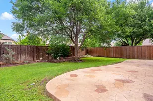 8812 Harmony Dr, McKinney, TX 75072 - Photo 17