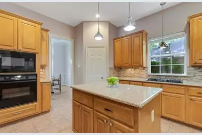 1501 Wyndmere Drive, DeSoto, TX 75115 - Photo 9