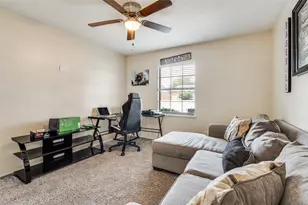 10222 Red Maple Dr, Dallas, TX 75249 - Photo 19