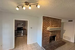 5405 Duchess Ct, Lake Dallas, TX 75065 - Photo 3