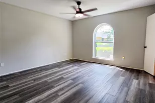 338 Wildbriar Dr, Garland, TX 75043 - Photo 15