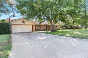 1407 Inglewood Dr, Stephenville, TX 76401 - Photo 5