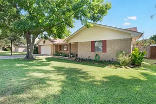 1407 Inglewood Dr, Stephenville, TX 76401 - Photo 3