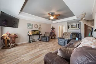 1407 Inglewood Dr, Stephenville, TX 76401 - Photo 7