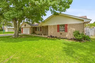 1407 Inglewood Dr, Stephenville, TX 76401 - Photo 5