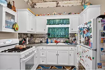 108 N Eddy Avenue, Denison, TX 75020 - Photo 17