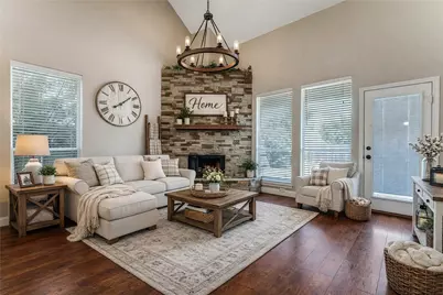 6100 Huntington Drive, Haltom City, TX 76137 - Photo 13