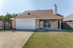6100 Huntington Dr, Haltom City, TX 76137 - Photo 25