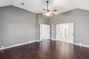 2425 Thunderbrook Dr, Little Elm, TX 75068 - Photo 17