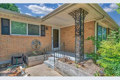 1732 Hilltop Drive, Waco, TX 76710 - Photo 3