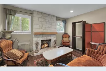 1732 Hilltop Drive, Waco, TX 76710 - Photo 13