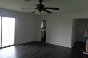 612 S Files St, Itasca, TX 76055 - Photo 15