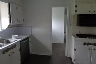 612 S Files St, Itasca, TX 76055 - Photo 9