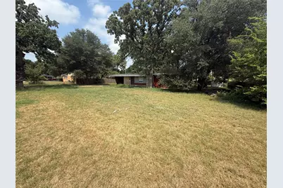 709 Lynda Lane, Arlington, TX 76013 - Photo 5