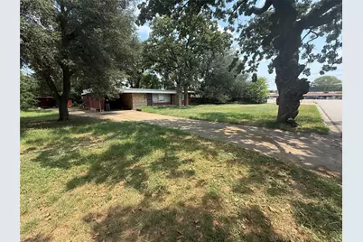 709 Lynda Lane, Arlington, TX 76013 - Photo 13