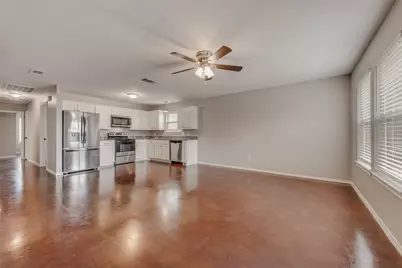 309 E 2nd Street, Maypearl, TX 76064 - Photo 3