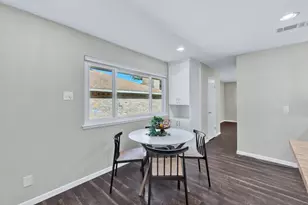 3927 High Summit Dr, Dallas, TX 75244 - Photo 11