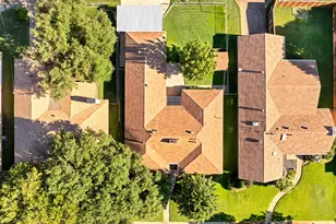 3927 High Summit Dr, Dallas, TX 75244 - Photo 35