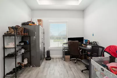 1824 Royal Lake Drive, Grand Prairie, TX 75052 - Photo 19