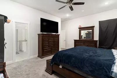 1824 Royal Lake Drive, Grand Prairie, TX 75052 - Photo 15