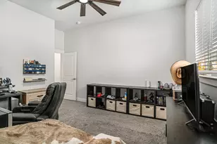 1824 Royal Lake Dr, Grand Prairie, TX 75052 - Photo 25