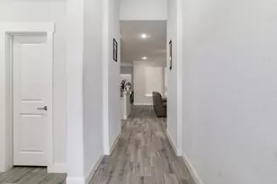 1824 Royal Lake Dr, Grand Prairie, TX 75052 - Photo 3