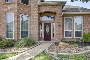 3622 Flagstone Dr, Carrollton, TX 75007 - Photo 3