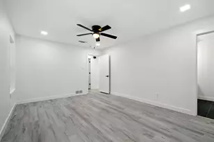 6021 Rayburn Dr, Fort Worth, TX 76133 - Photo 25