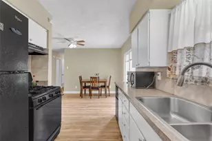 2311 Arcady Ln, Lancaster, TX 75134 - Photo 9