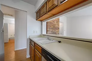 2109 Rainbow Dr, Arlington, TX 76011 - Photo 5