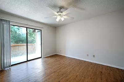 2109 Rainbow Drive #4420, Arlington, TX 76011 - Photo 9