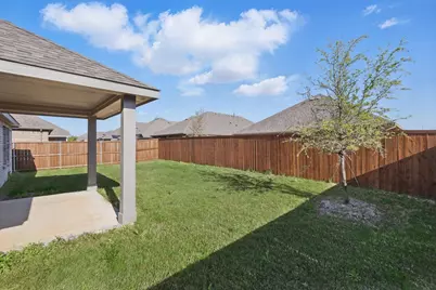 13073 Yellowstone Way, Providence Village, TX 76227 - Photo 31