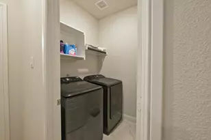 933 King St, Aubrey, TX 76227 - Photo 13