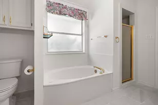 8911 Magnolia Vale Dr, Granbury, TX 76049 - Photo 25