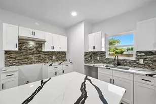 1629 Pine St, Dallas, TX 75215 - Photo 13