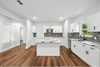 1629 Pine Street, Dallas, TX 75215 - Photo 5