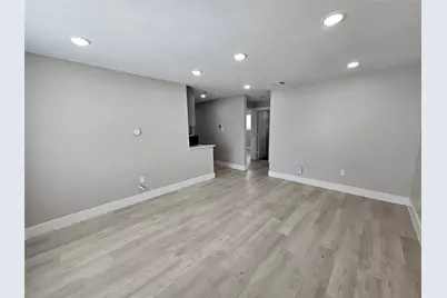 4806 Virginia Avenue #205, Dallas, TX 75204 - Photo 5