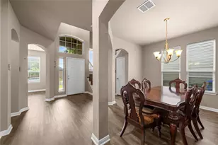 10420 Langham Dr, Waco, TX 76708 - Photo 5