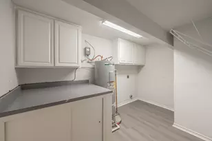 6833 Parkwood Dr, North Richland Hills, TX 76182 - Photo 33