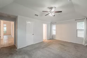 6833 Parkwood Dr, North Richland Hills, TX 76182 - Photo 19