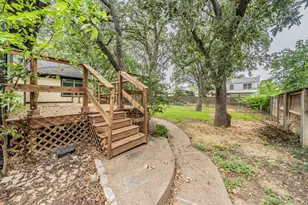 6833 Parkwood Dr, North Richland Hills, TX 76182 - Photo 5