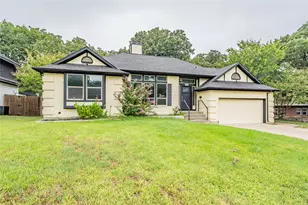 6833 Parkwood Dr, North Richland Hills, TX 76182 - Photo 3