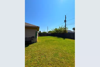 1706 E Arlington Avenue, Fort Worth, TX 76104 - Photo 29