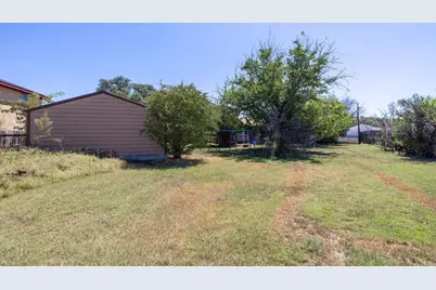 207 Lori Lane, Brownwood, TX 76801 - Photo 33