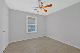 1016 E Cannon St, Fort Worth, TX 76104 - Photo 17