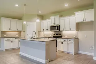 429 Valentine Ct, Burleson, TX 76028 - Photo 9