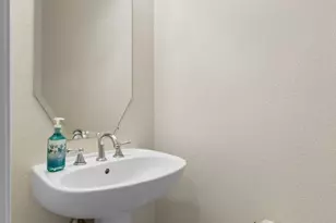 2606 Ash Dr, Saint Paul, TX 75098 - Photo 9