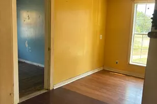 1733 E Ann Arbor Ave, Dallas, TX 75216 - Photo 17