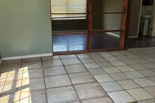 1733 E Ann Arbor Ave, Dallas, TX 75216 - Photo 11