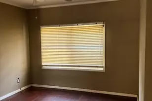 1733 E Ann Arbor Ave, Dallas, TX 75216 - Photo 13